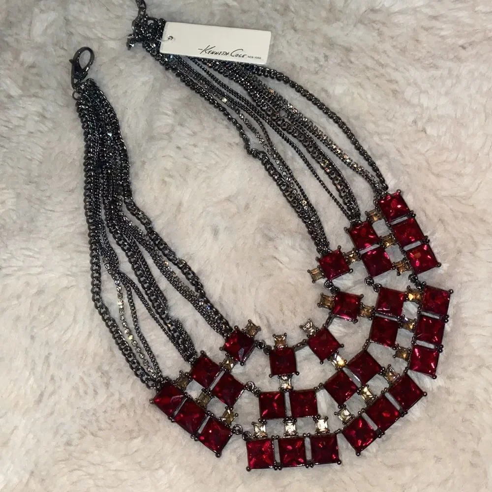 Kenneth Cole Statement Necklace!